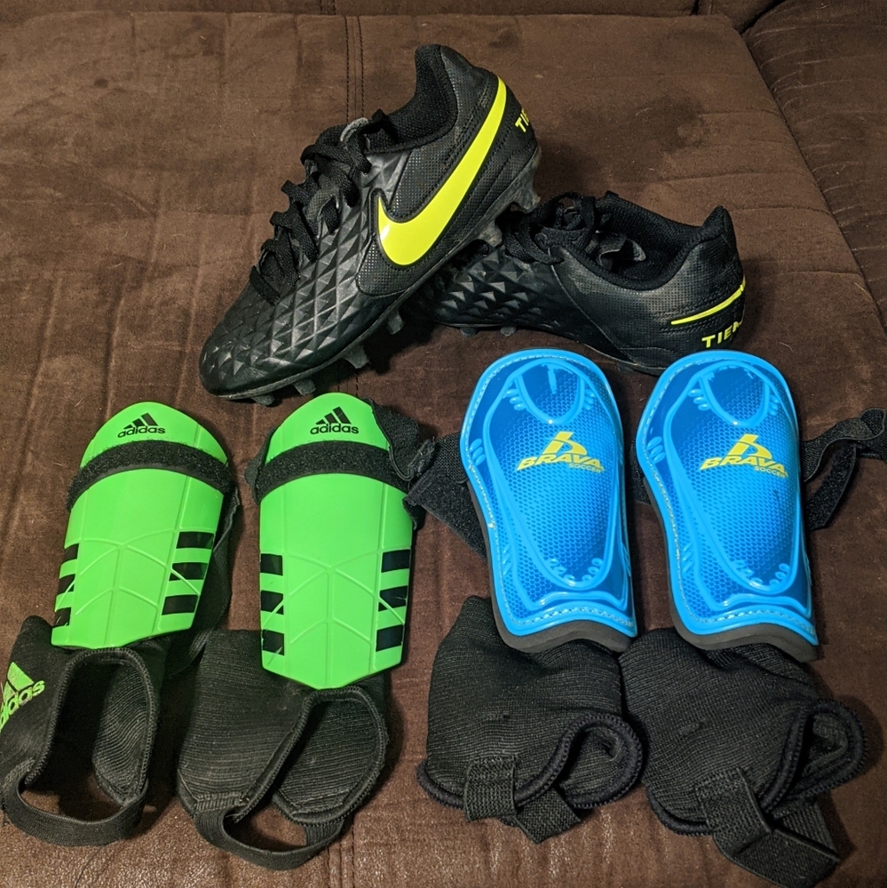Boys soccer cleats & shin guards